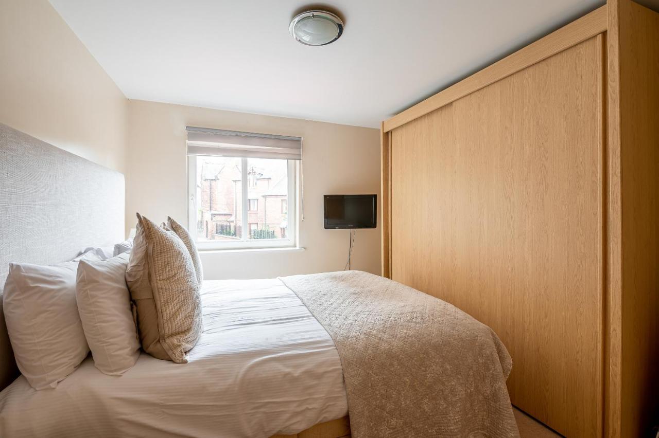 4 Crambeck Court Lägenhet York Exteriör bild